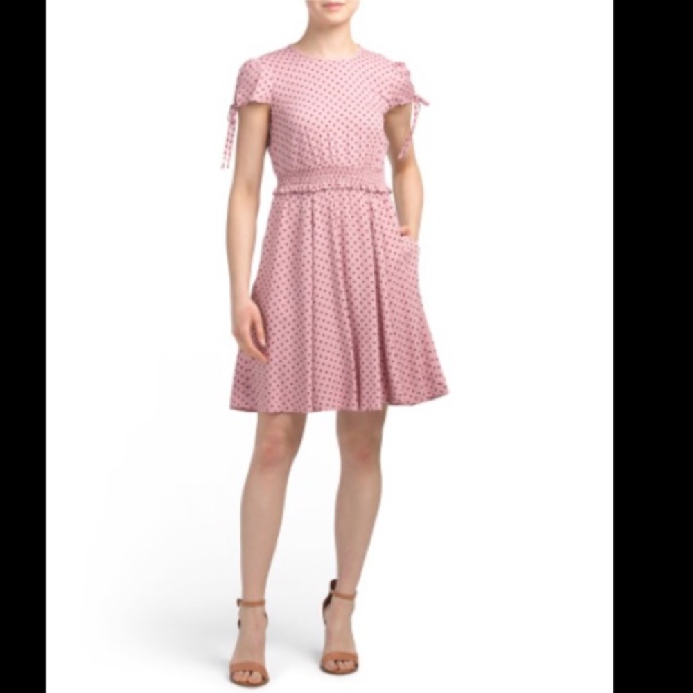 ❗️LASTCALL NWT Gal Meets Glam Corinne Dot Dress - Picture 4 of 14